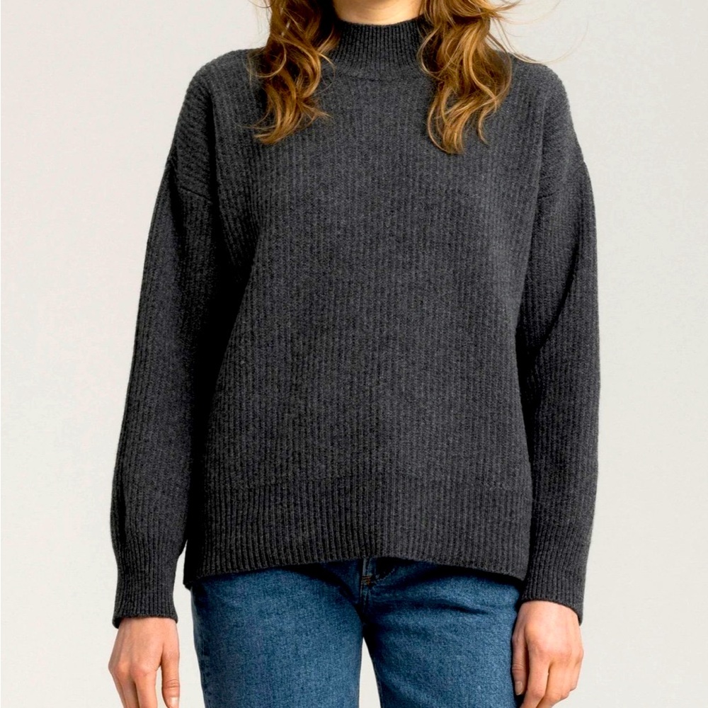 new • liam & co cozy ribbed oversized sweater
